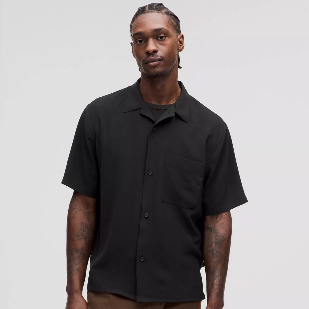 Men’s Lululemon Button Down